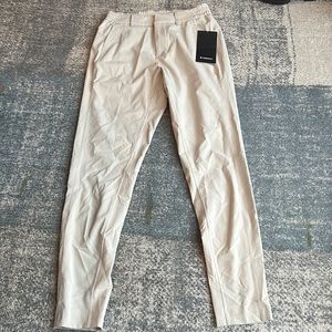 Shadow Lite Pant 30”. Size 28. Light Khaki color
